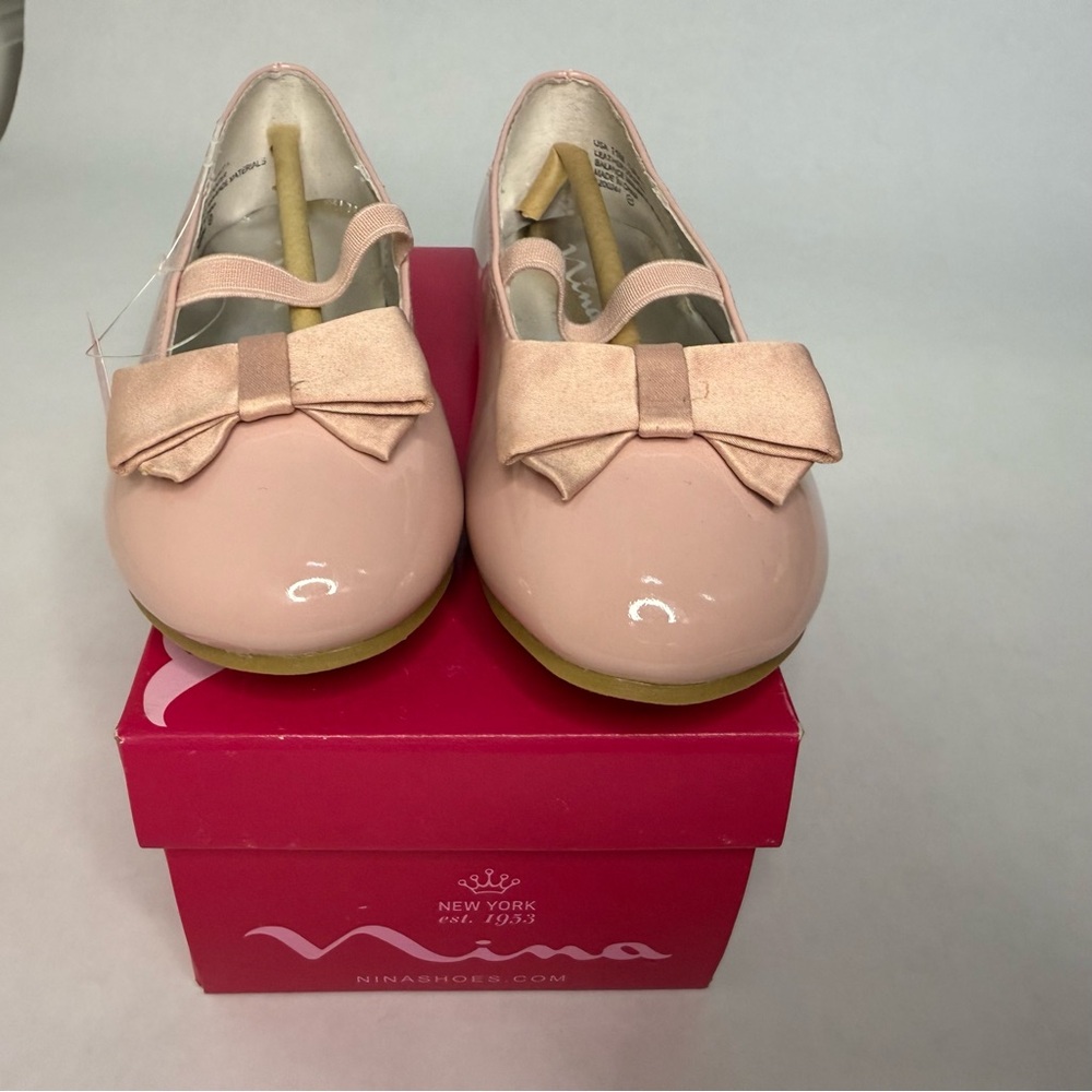 Nina Pink Ballet Flats with Bow Detail